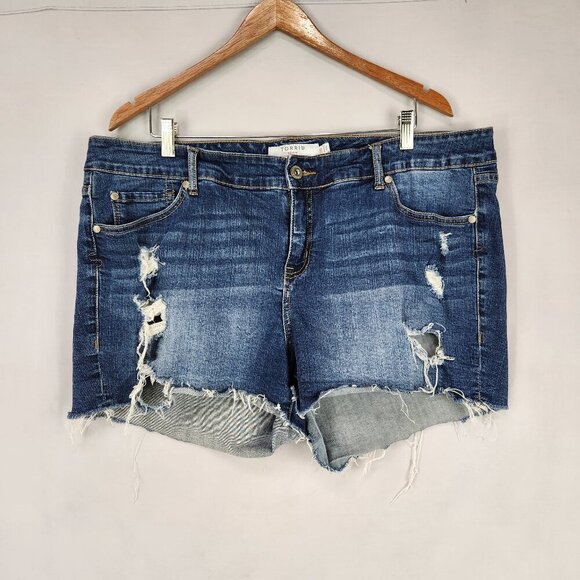 Torrid Cut Off Denim Shorts Women's Sz 20 Destroyed High Rise 3" inseam Blue - Picture 1 of 8